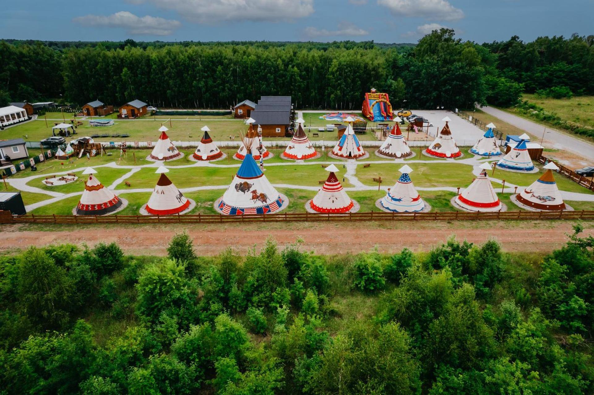 Hotel Indiana Camp - 150 M Od Suntago Park à Grabce-Towarzystwo Extérieur photo