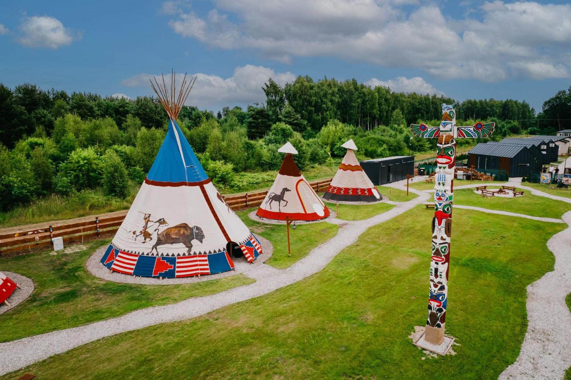 Hotel Indiana Camp - 150 M Od Suntago Park à Grabce-Towarzystwo Extérieur photo