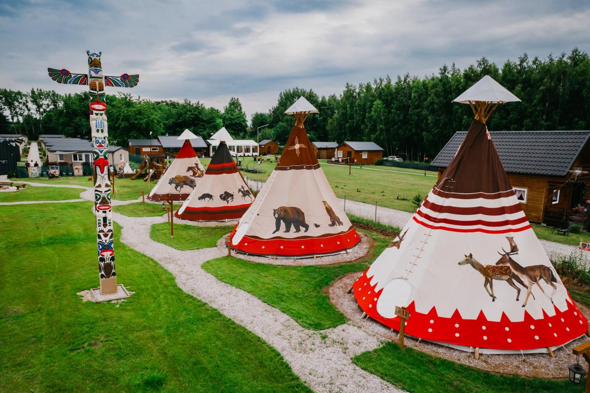 Hotel Indiana Camp - 150 M Od Suntago Park à Grabce-Towarzystwo Extérieur photo