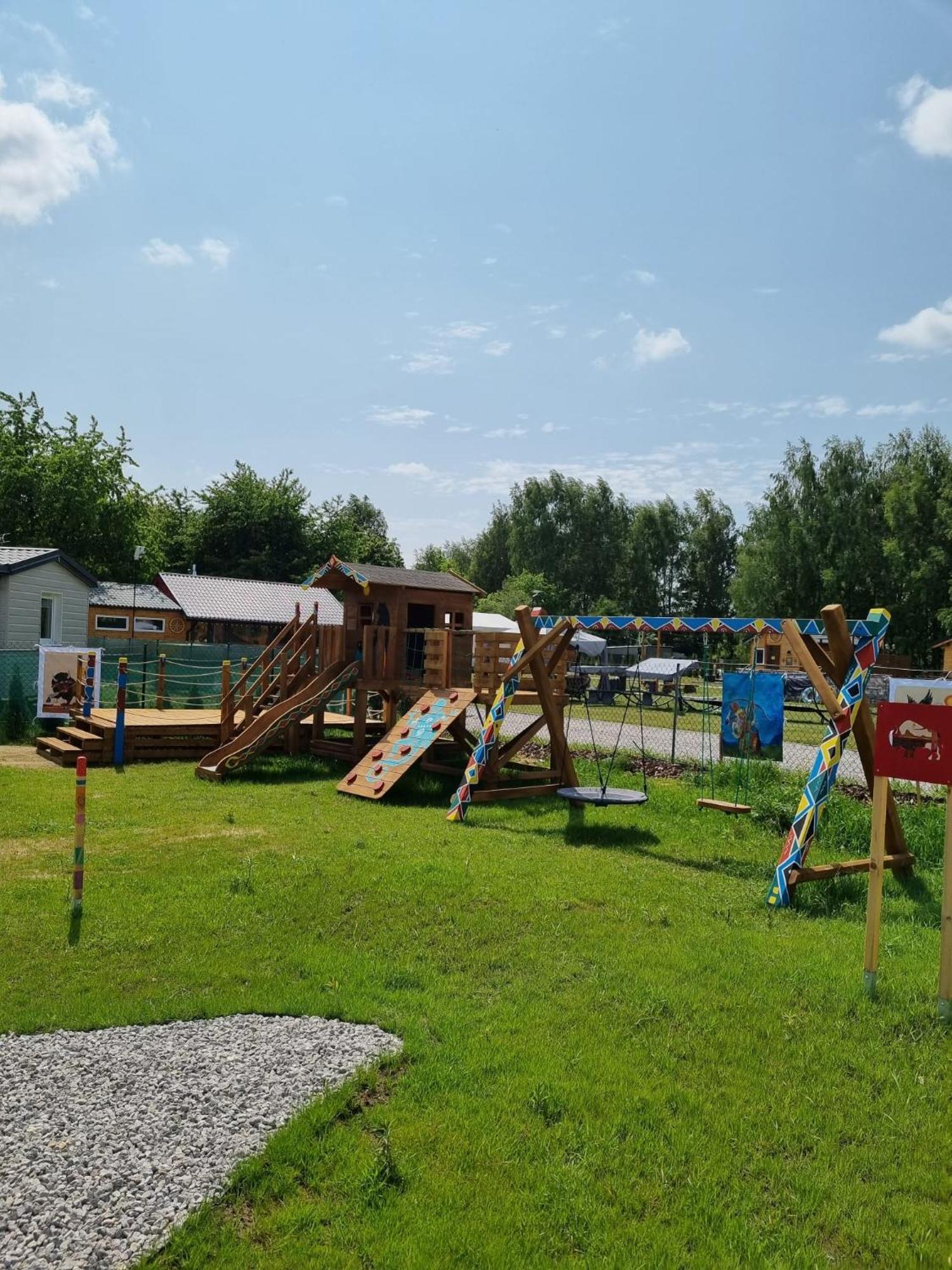 Hotel Indiana Camp - 150 M Od Suntago Park à Grabce-Towarzystwo Extérieur photo